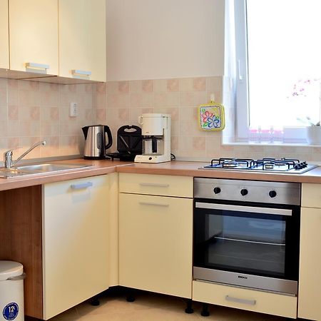 Apartments M&B Podstrana Luaran gambar